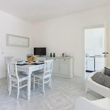 Nettuno Torre Santa Sabina